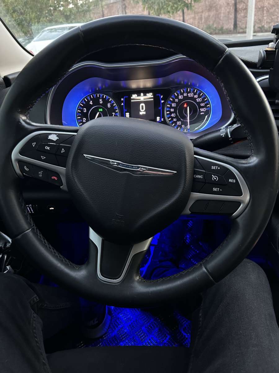 2015 Chrysler 200