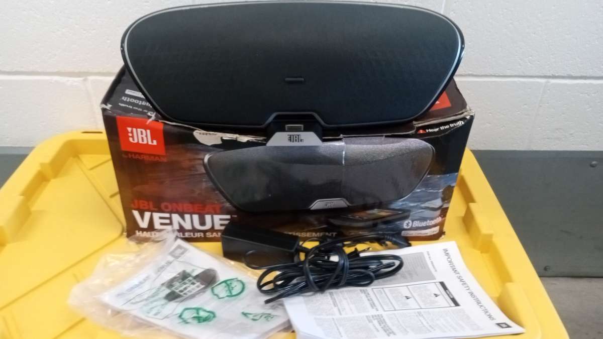 the JBL speaker Bluetooth model venue new