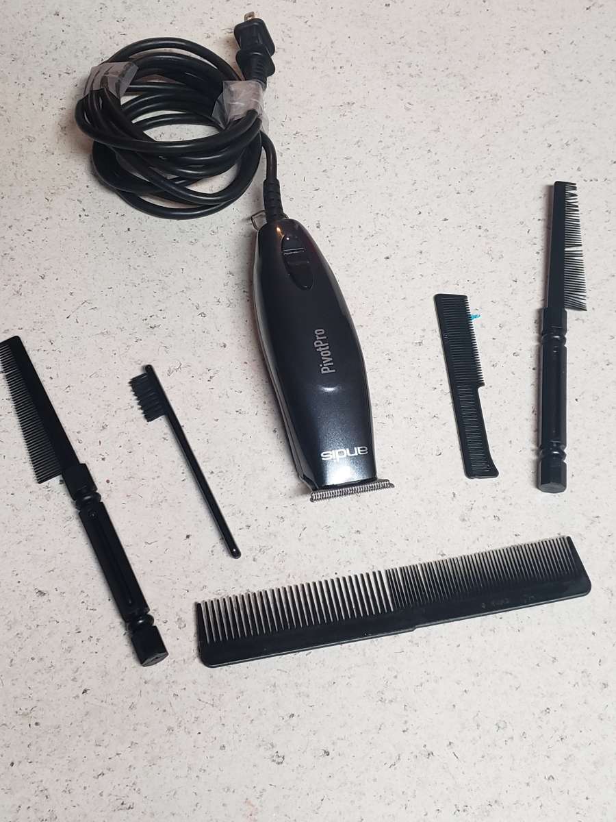 All Black Andis Pivot Pro