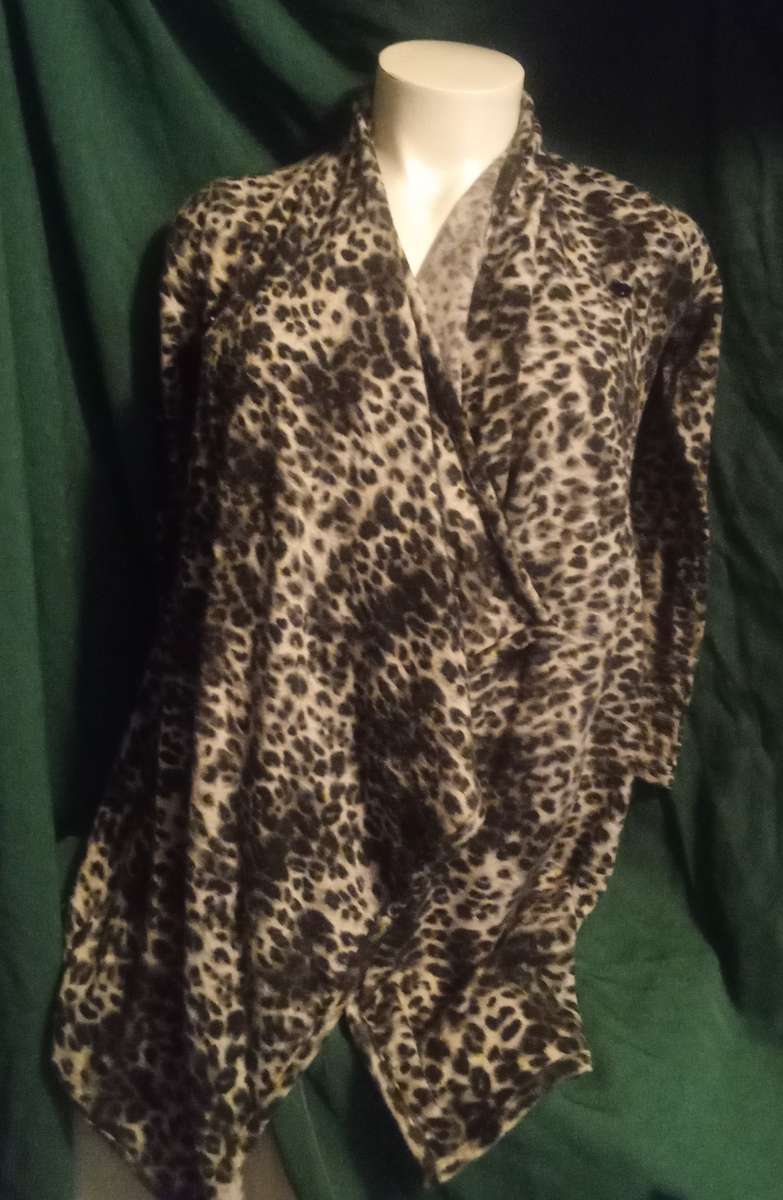 Cecico Small Leopard Print Shrug Cardigan