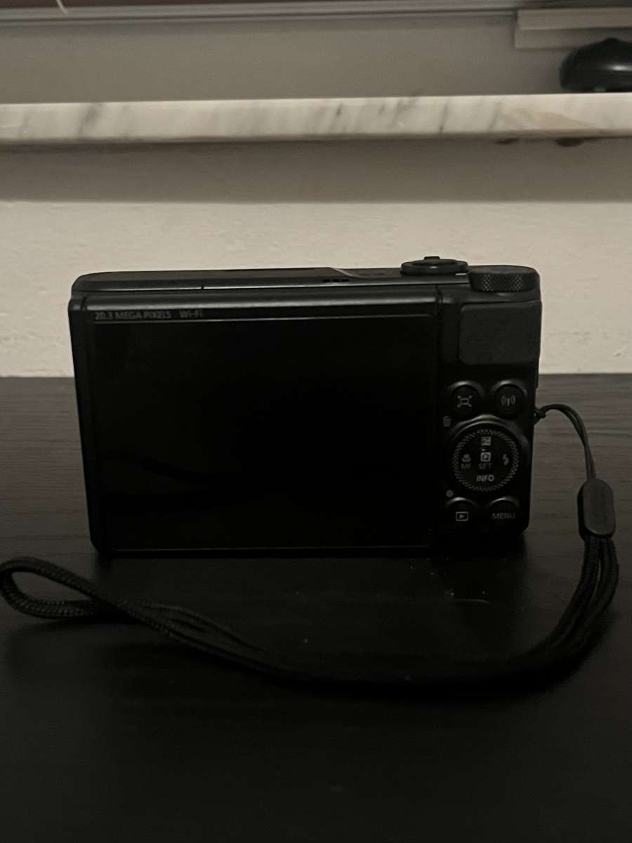 Canon Poweshot sx740hs