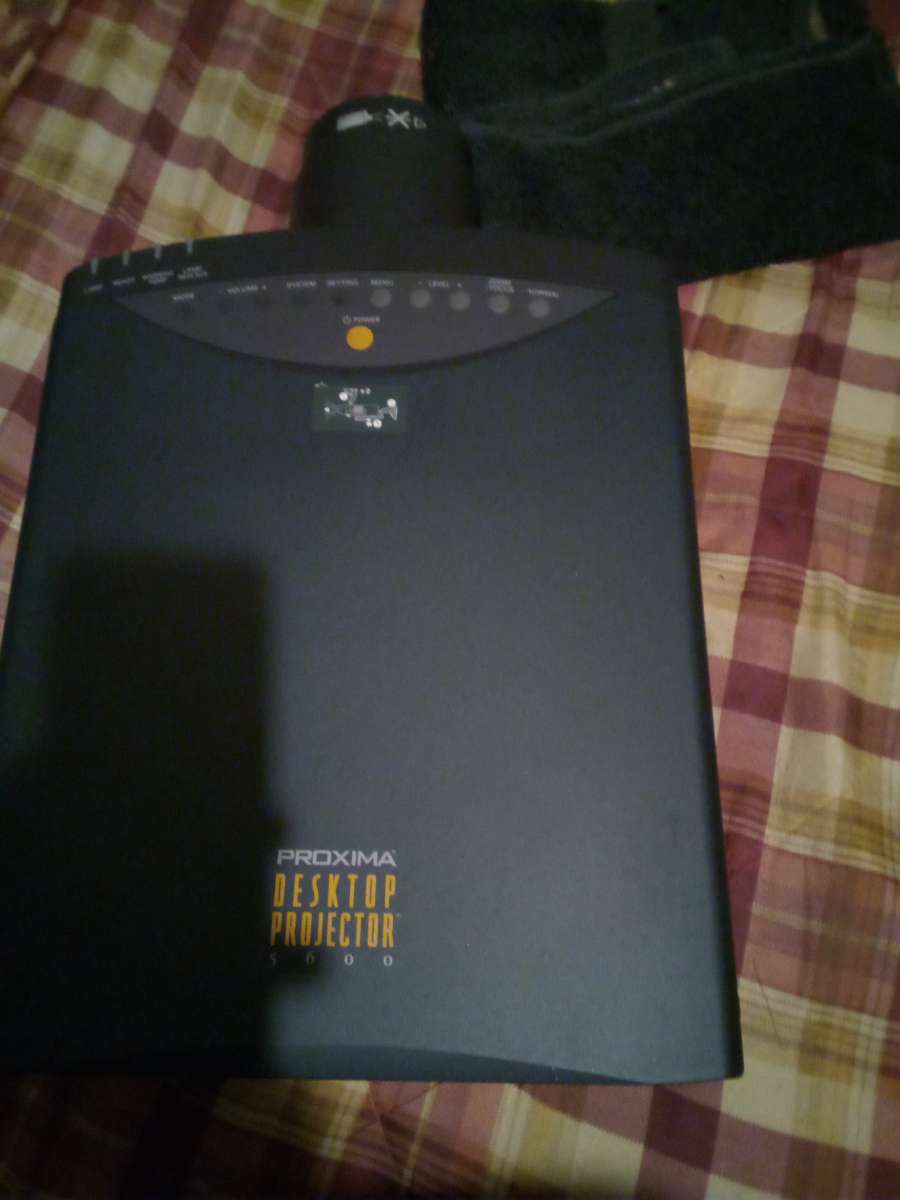 proxima desktop projector 5600