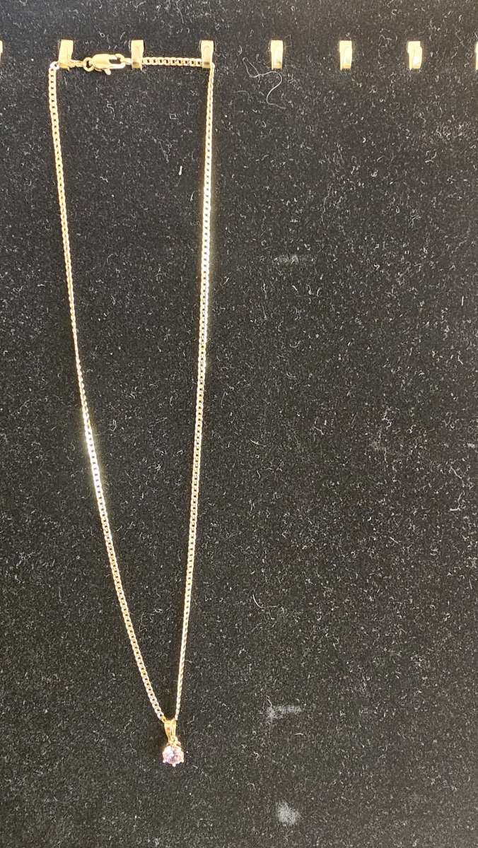 neckless with pedant