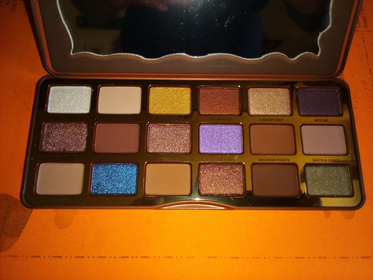 Too Faced better than chocolate palette