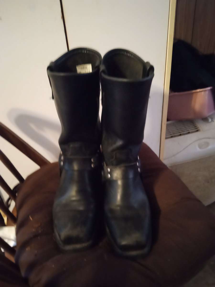 size 10 biker boots