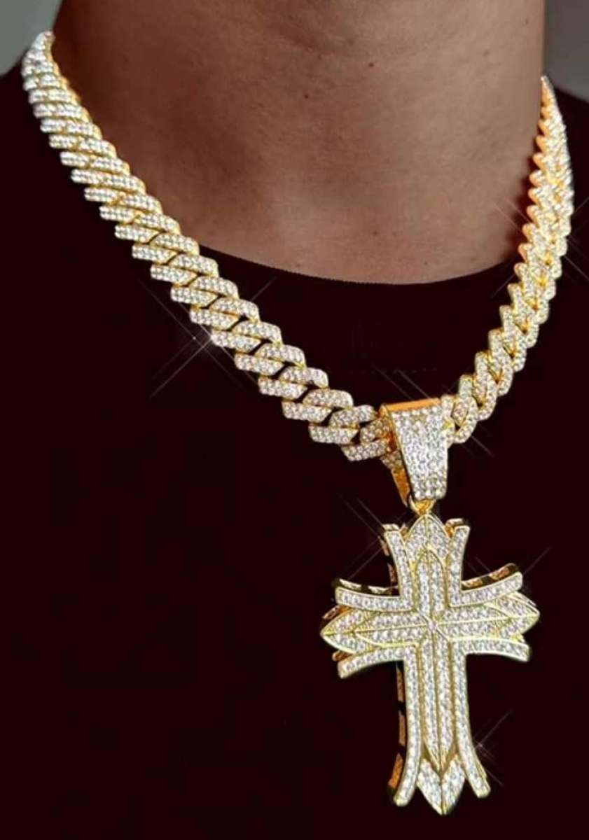 MENS AND womens GOLD AND DIAMONDS CRAINS