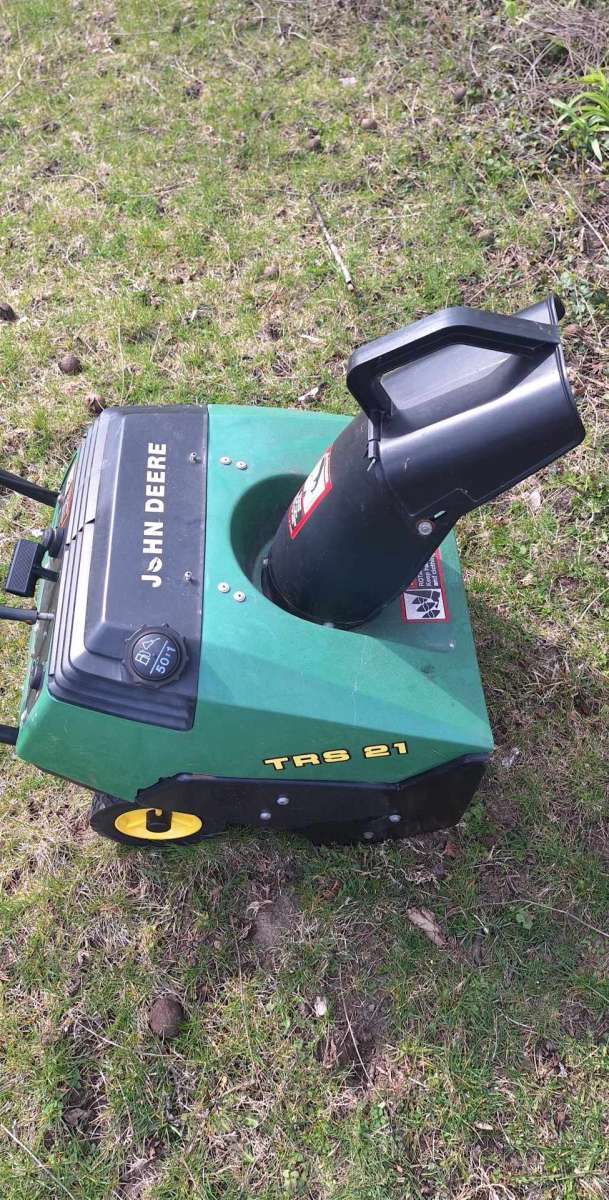 johndeere snow blower