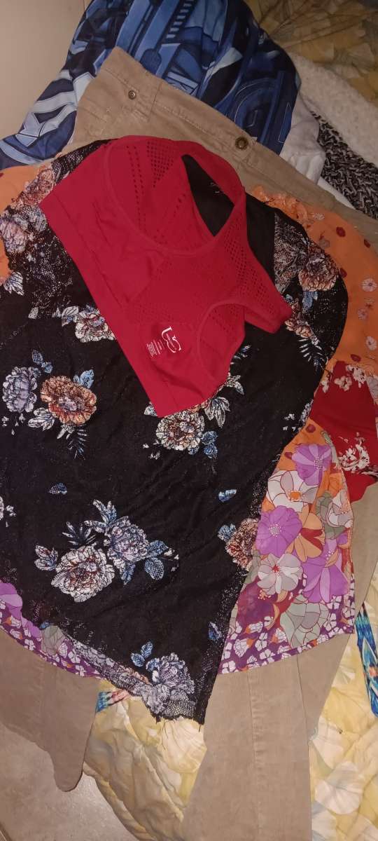 womans clothes 2 dollar each