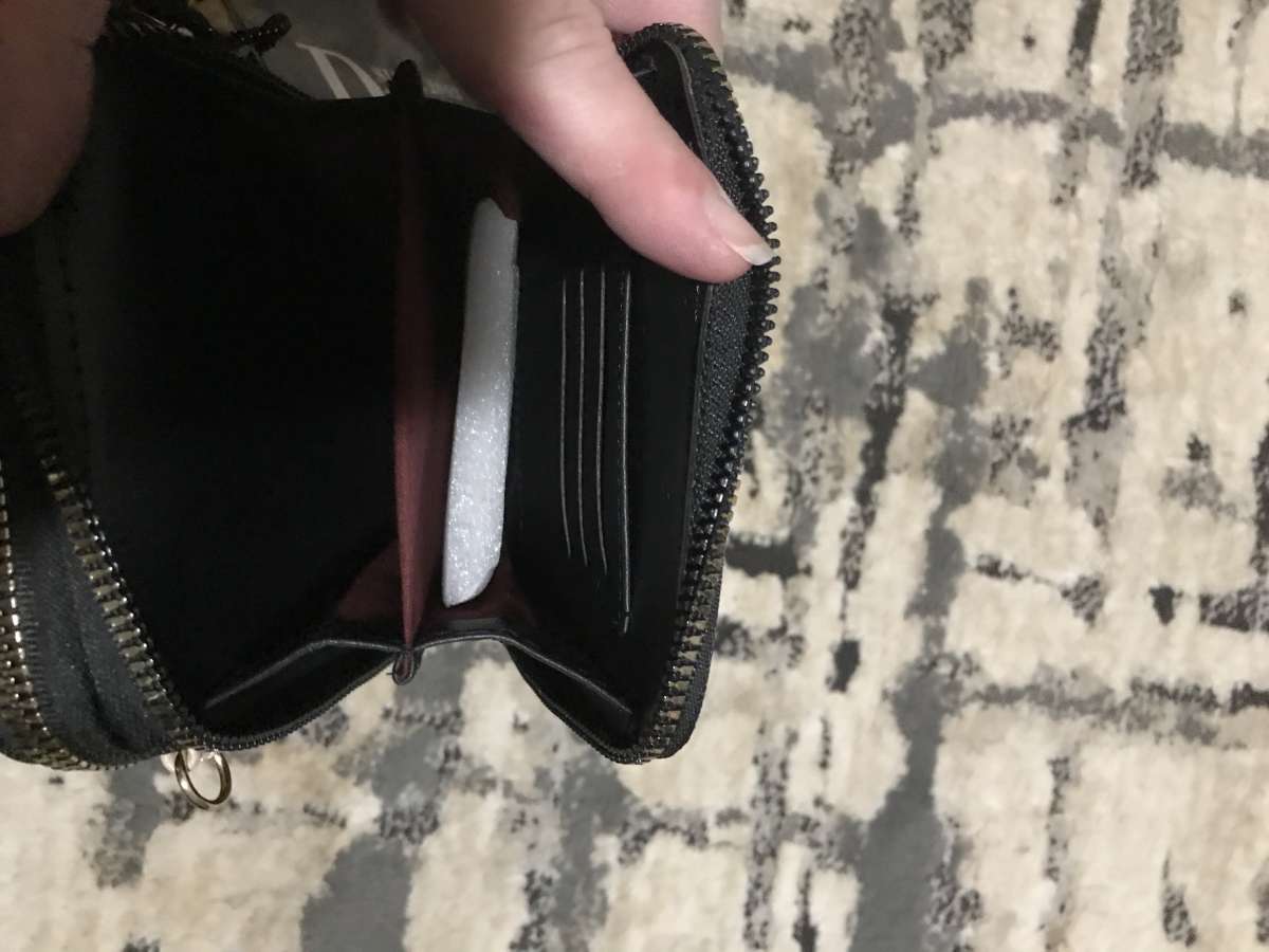 womans crossbody purse