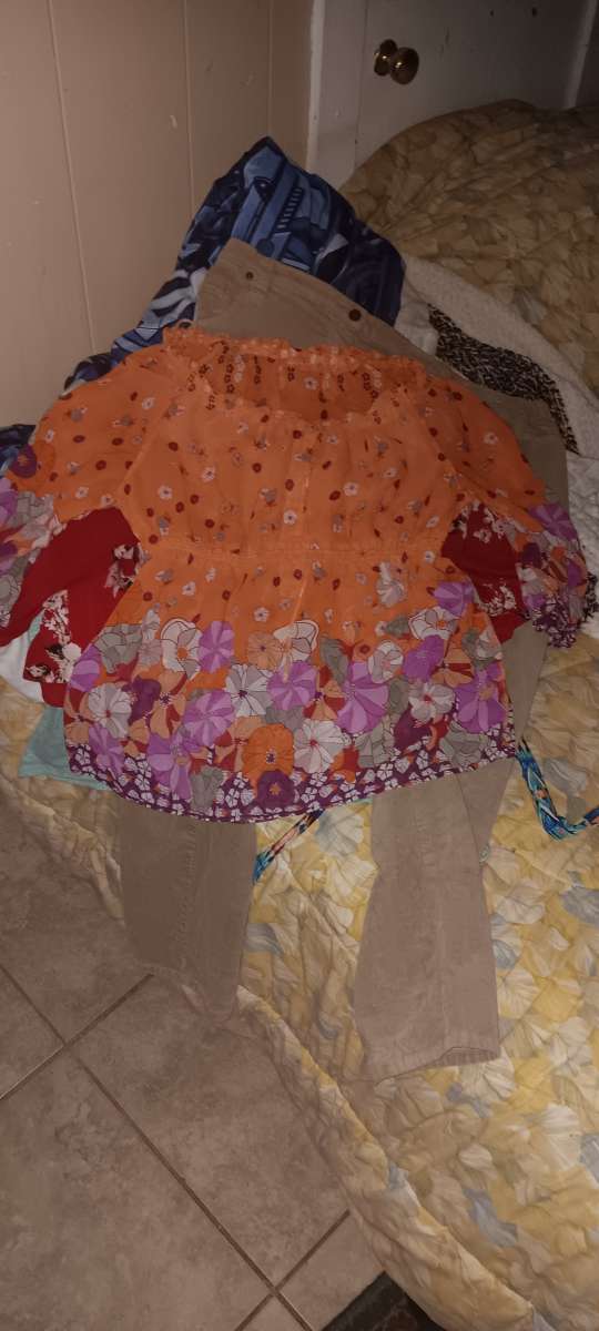 womans clothes 2 dollar each