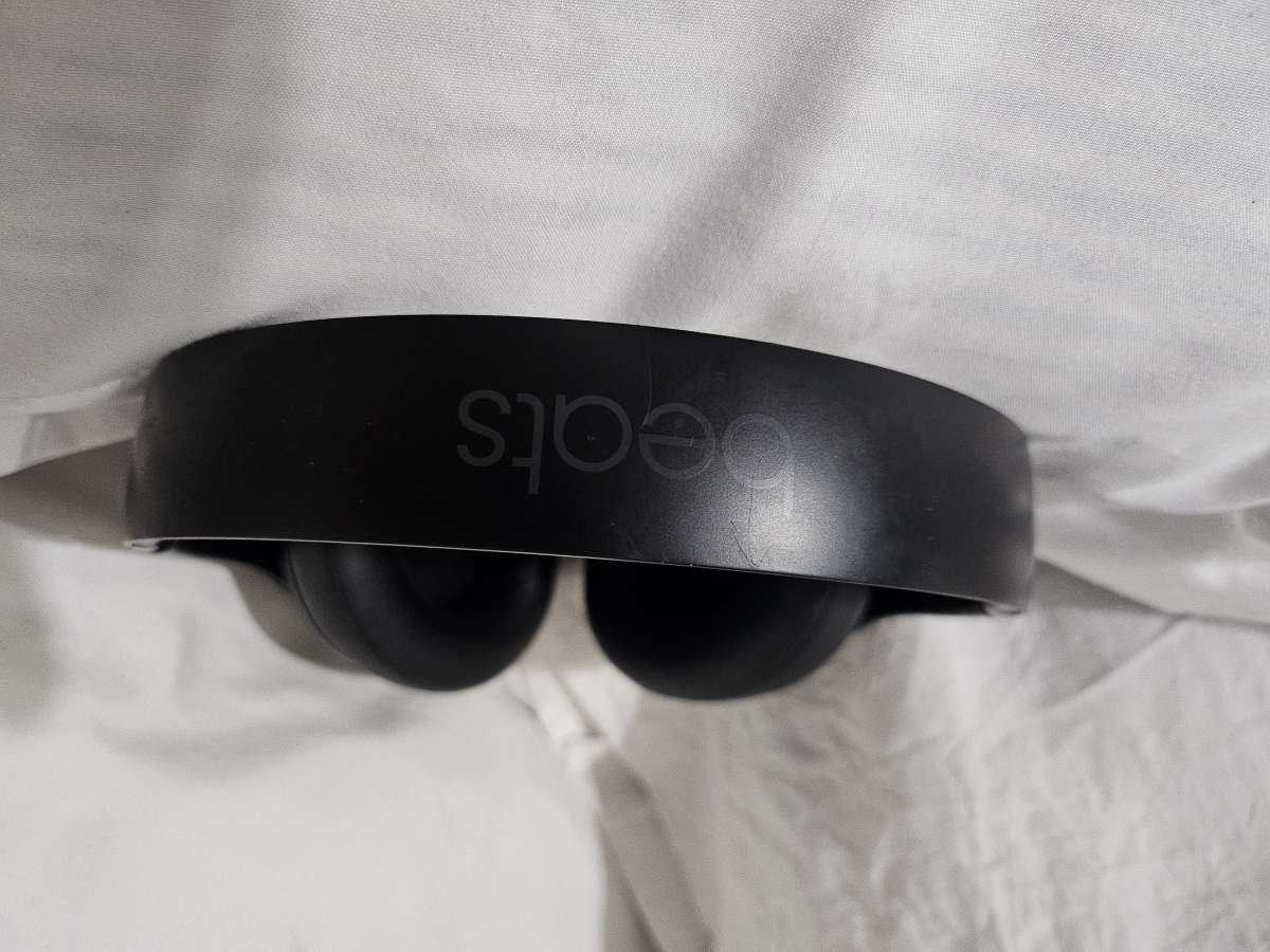 beats wireless studio 3 headphones