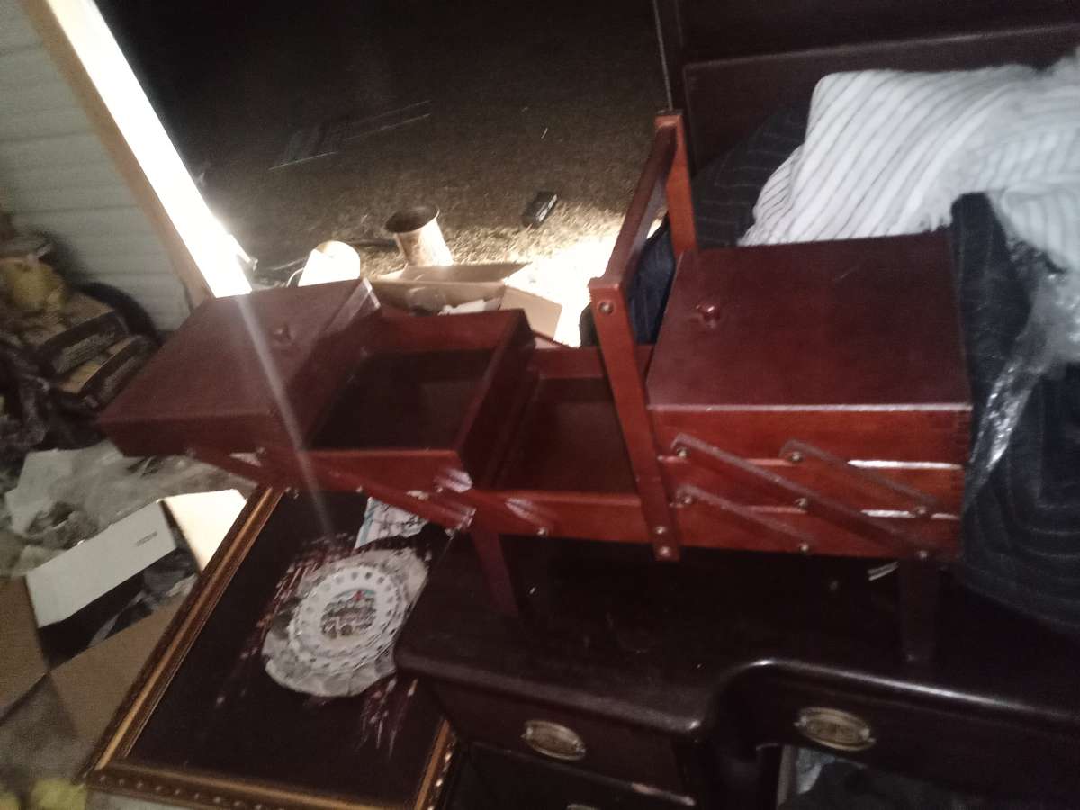 singer sew mate with vintage 3 tier sewing box