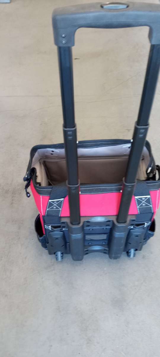 the husky tools bag new