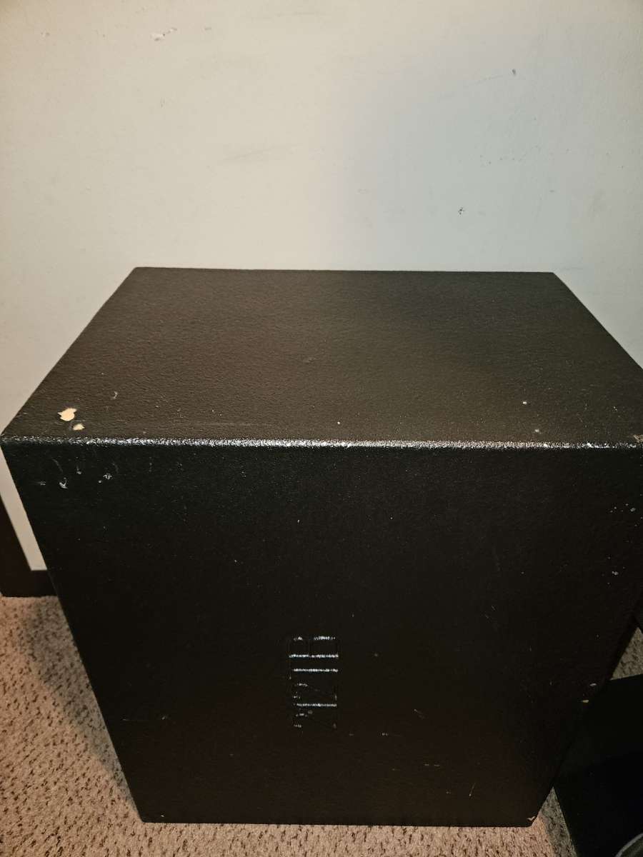 Amp Subs and Box