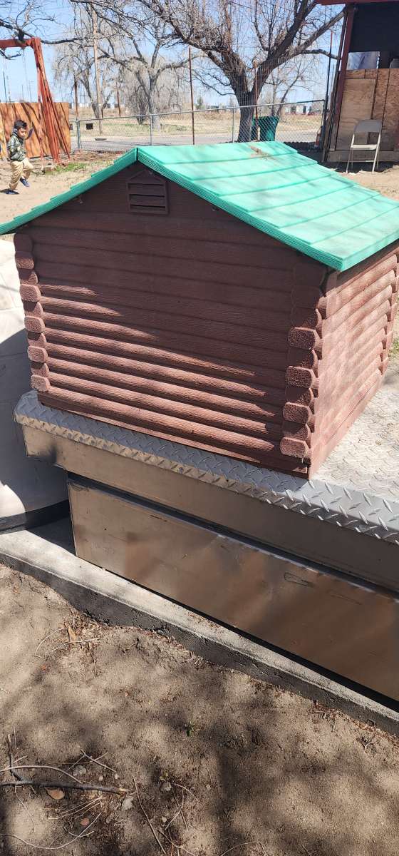 dog house