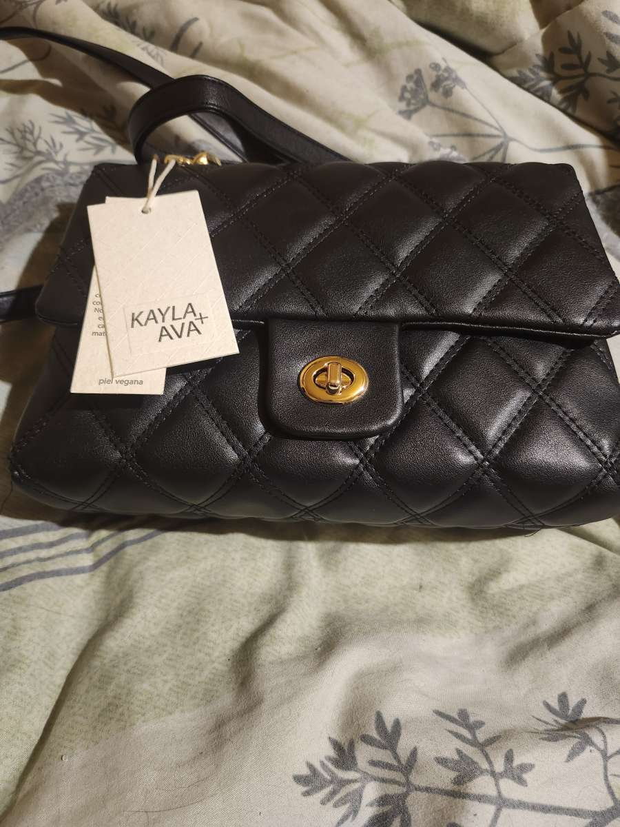 Black quilted design crossbody