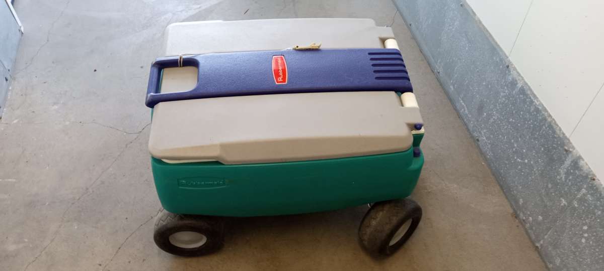 the 5 ice cooler from mini to familiary
