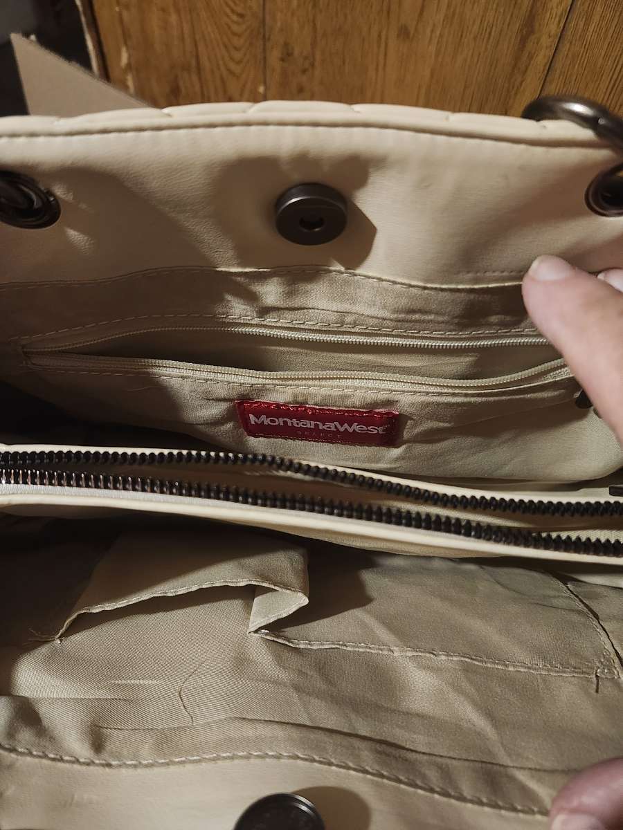 montana west tote