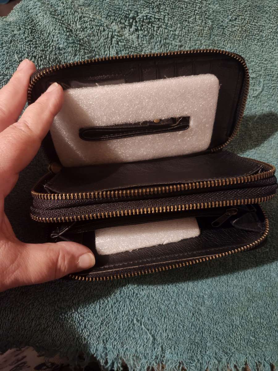 Black wallet