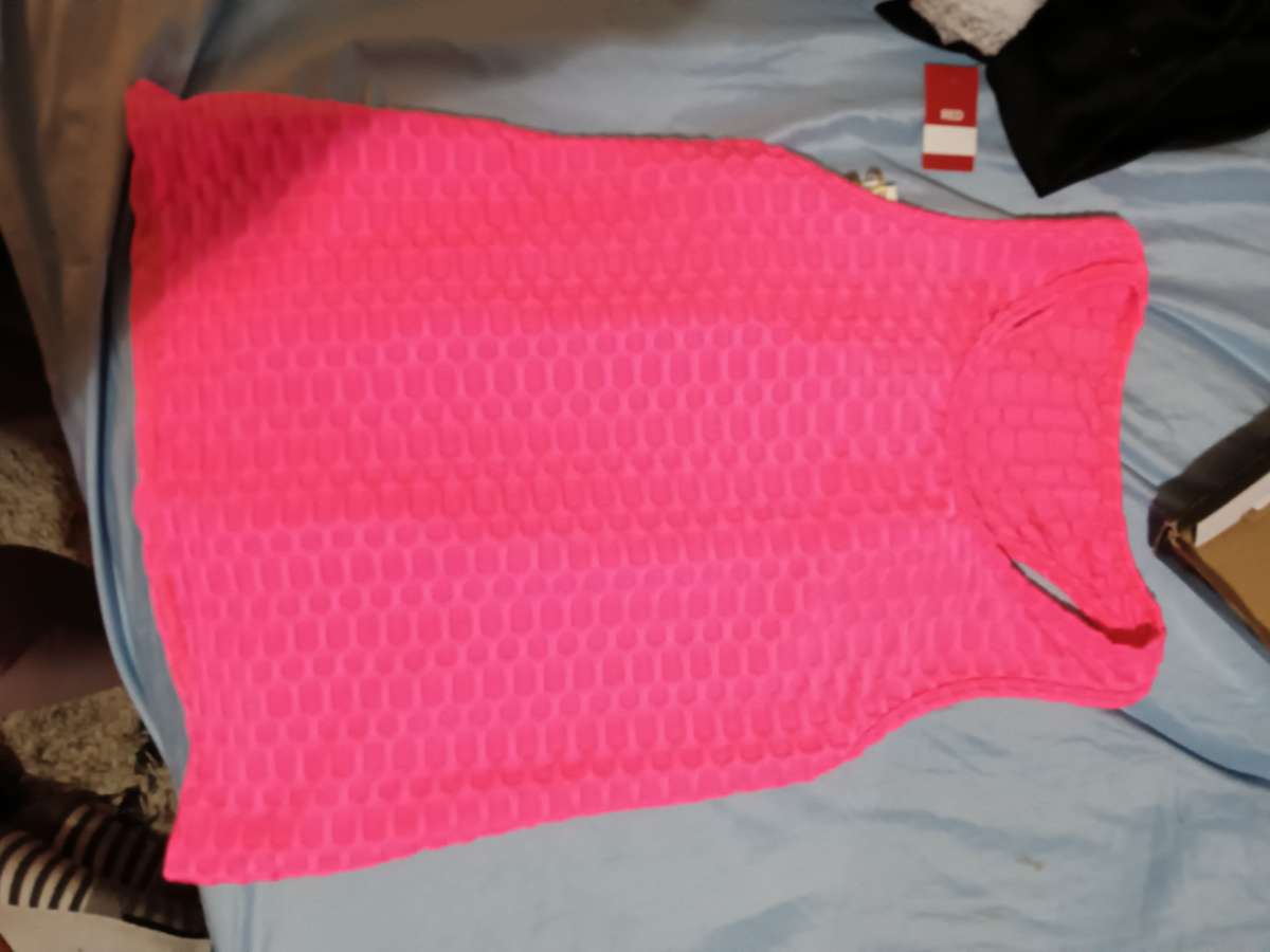 Tanktop Pink Colored