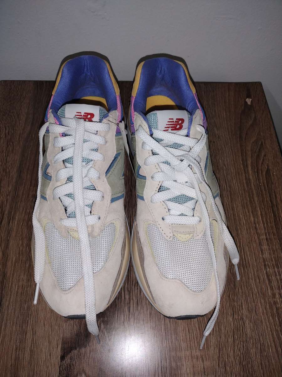 New Balance 5740 Calm Taupe Vibrant Apricot SIZE 11