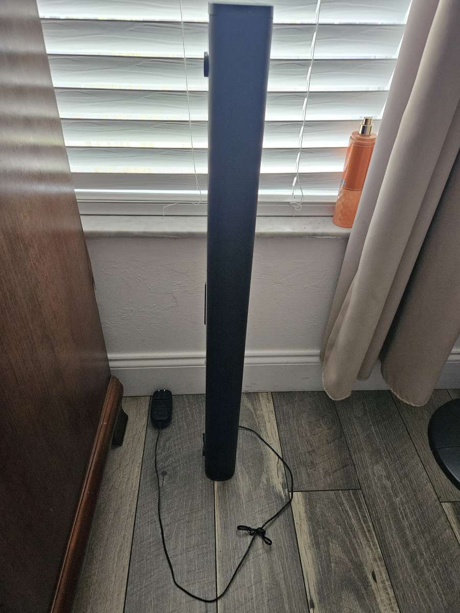 Tcl speaker Bluetooth