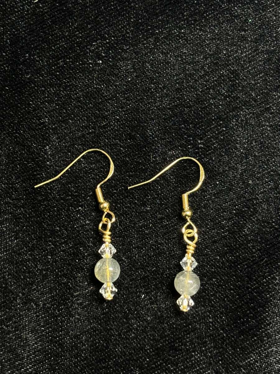 Arctic moon earrings in gold