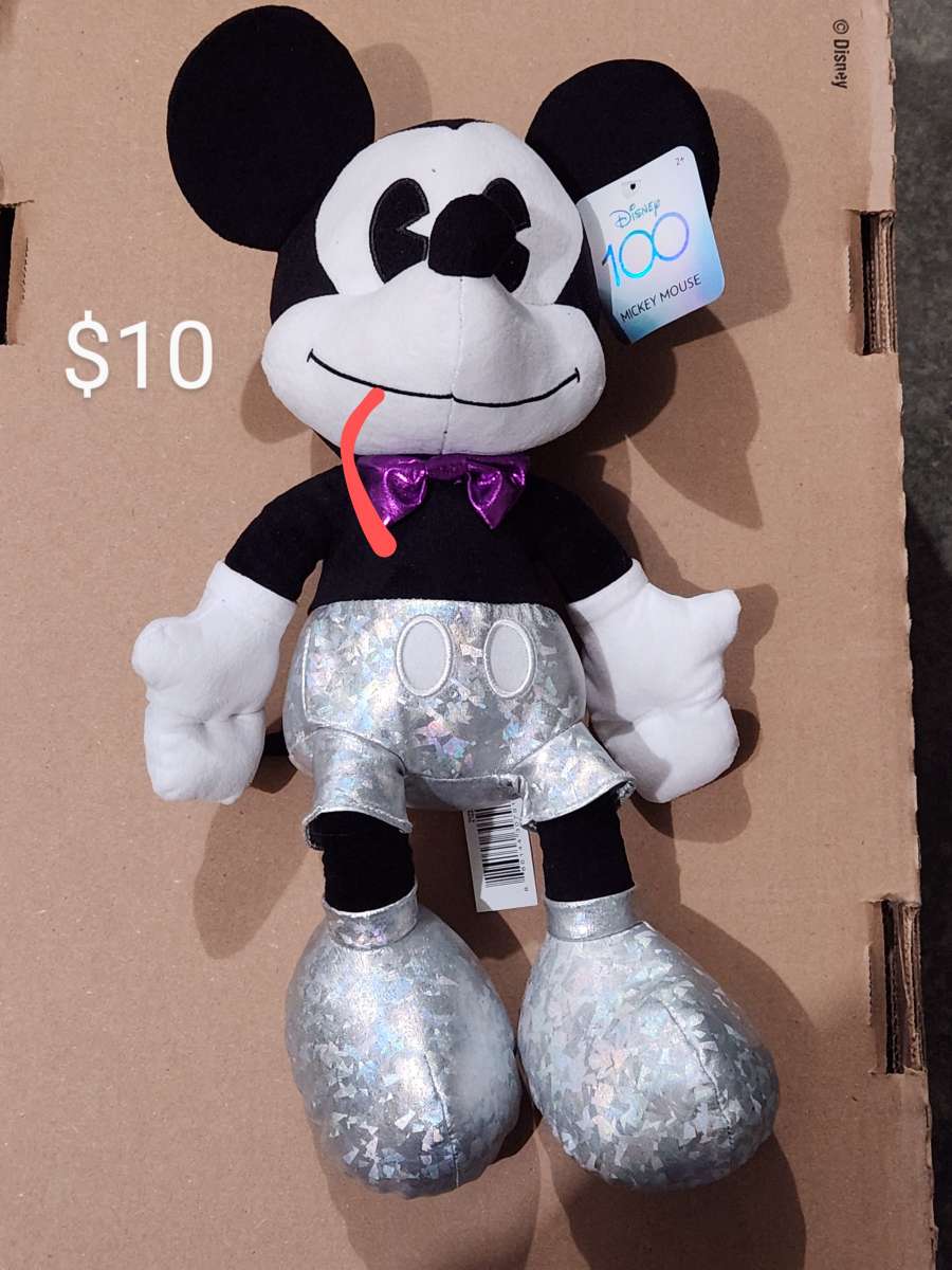 NEW Squishmallow Plush Toy 5 dollars each   Moving Sale