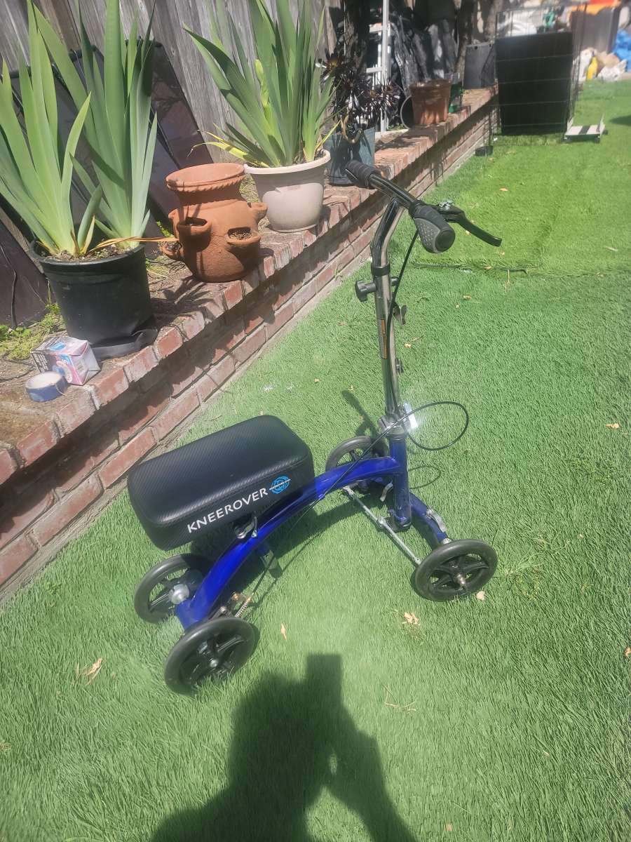 kneerover scutter in new condition