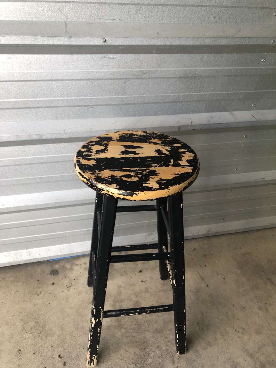 Stool 28