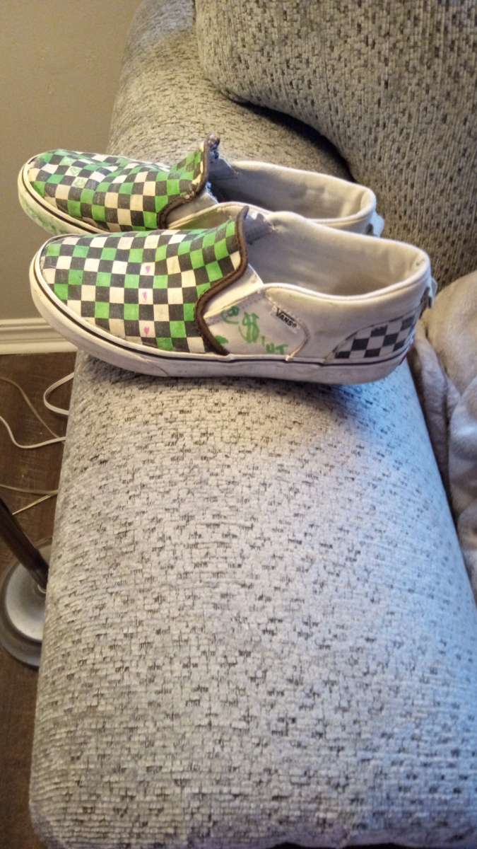 size 8 old school vans