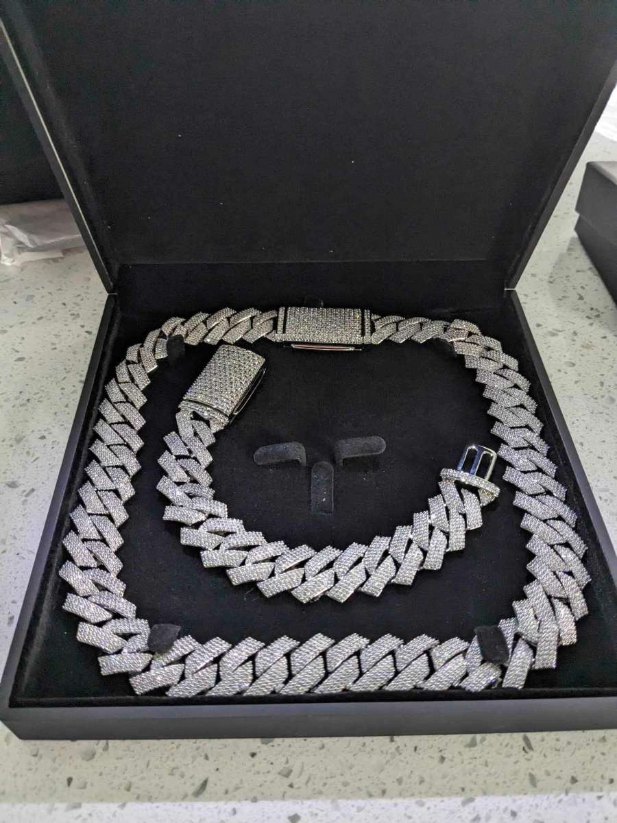 Cuban chain