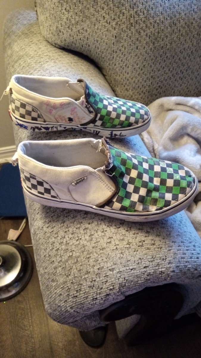 size 8 old school vans