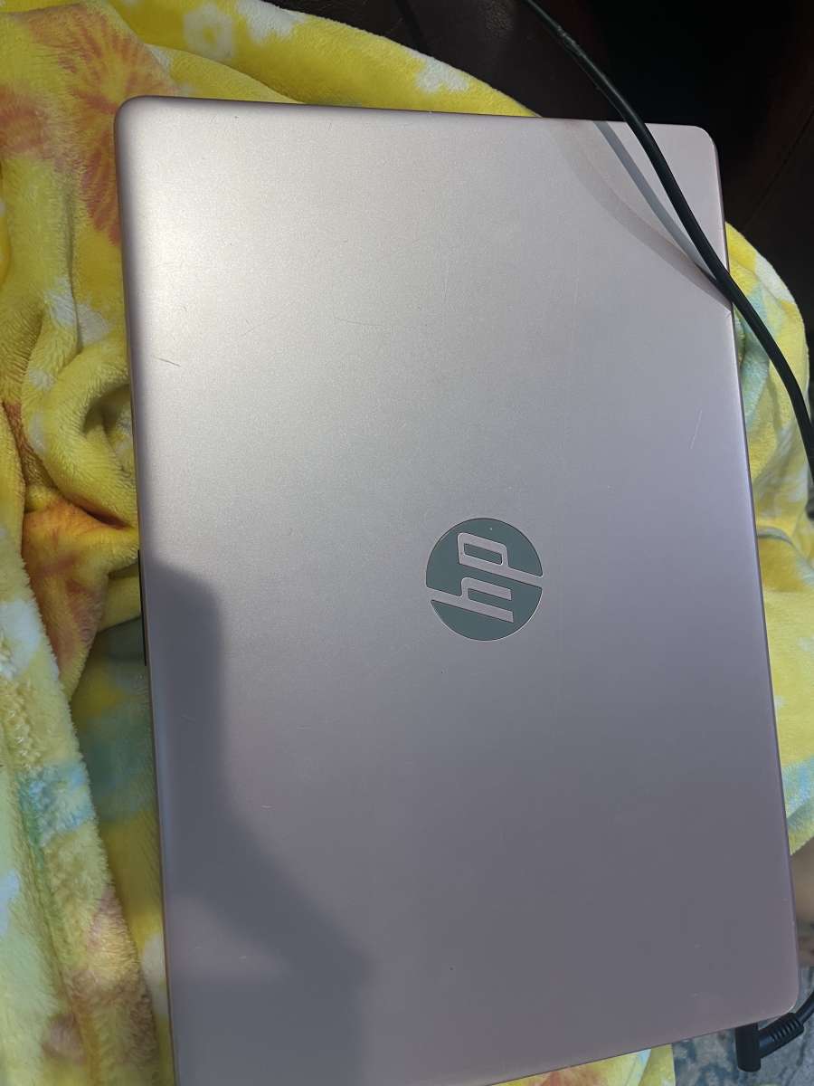 pink HP laptop