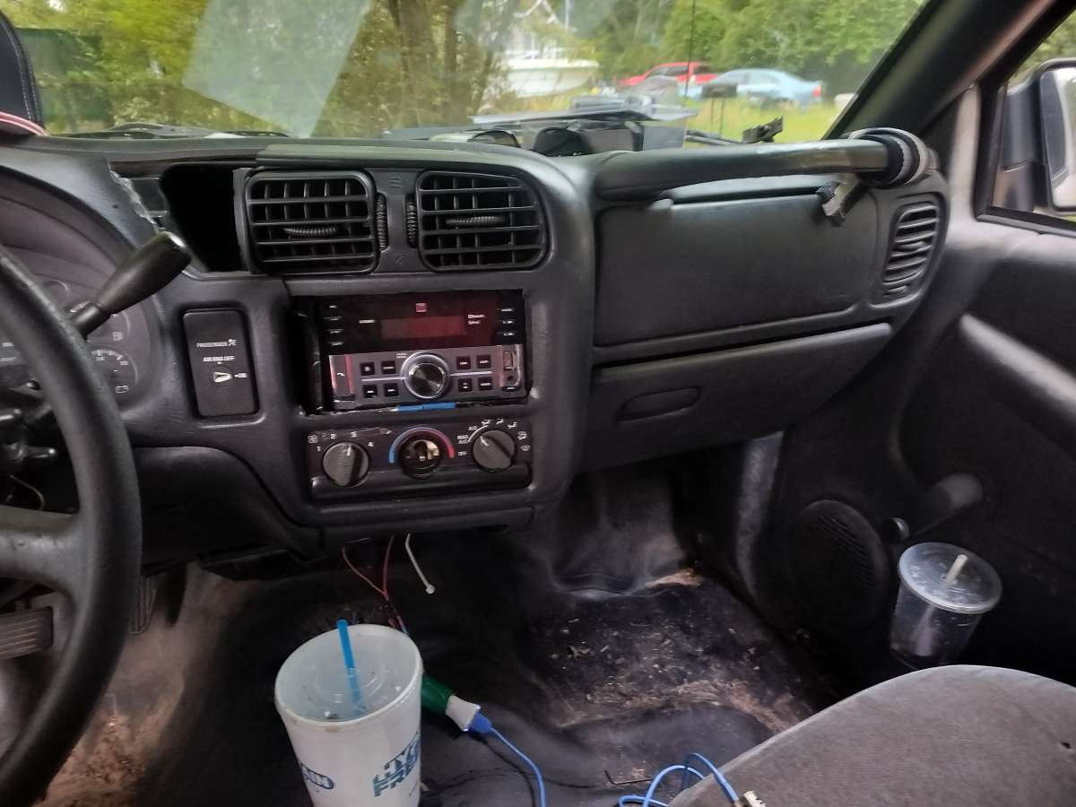 2000 Chevy extended cab S10