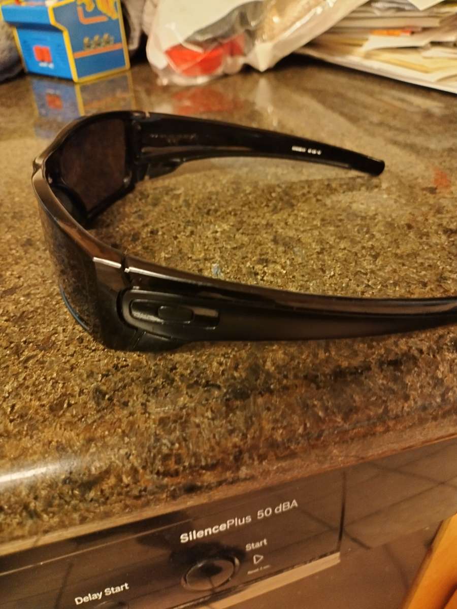 oakleys