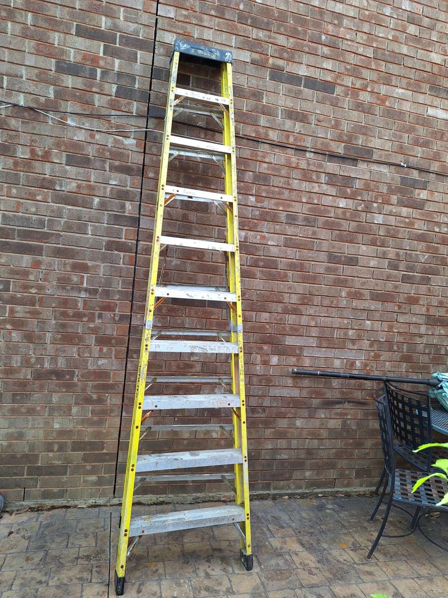 ladder 10ft sale