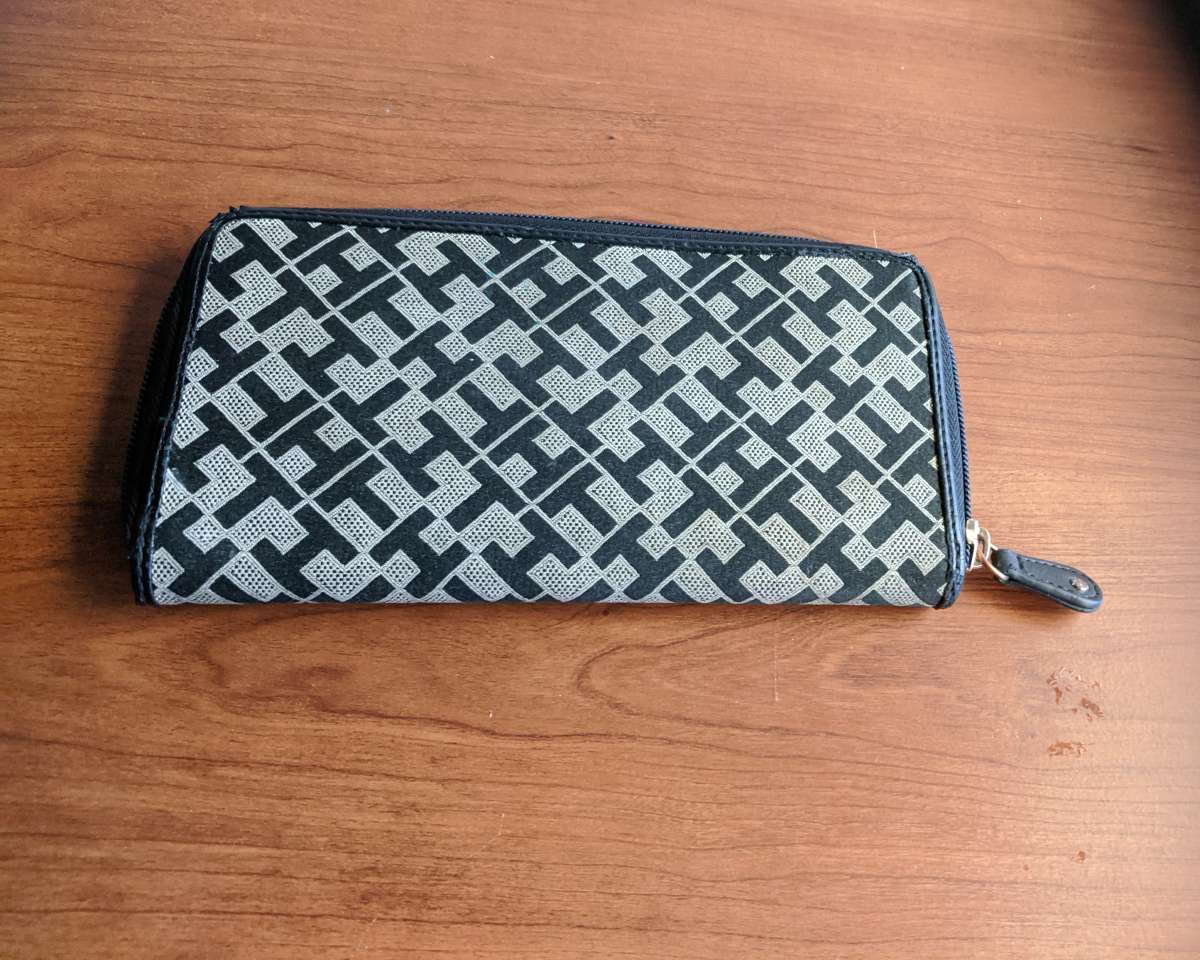 Tommy Hilfiger Wallet