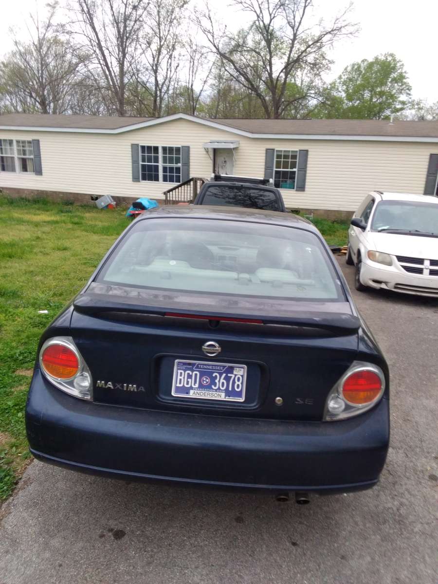 2002 Nissan Maxima special edition