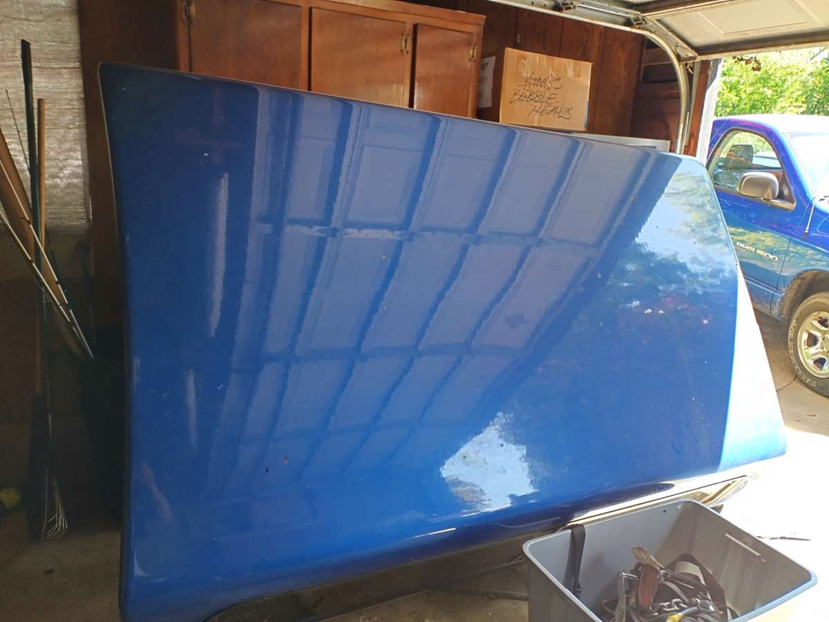 LEER Long bed camper shell