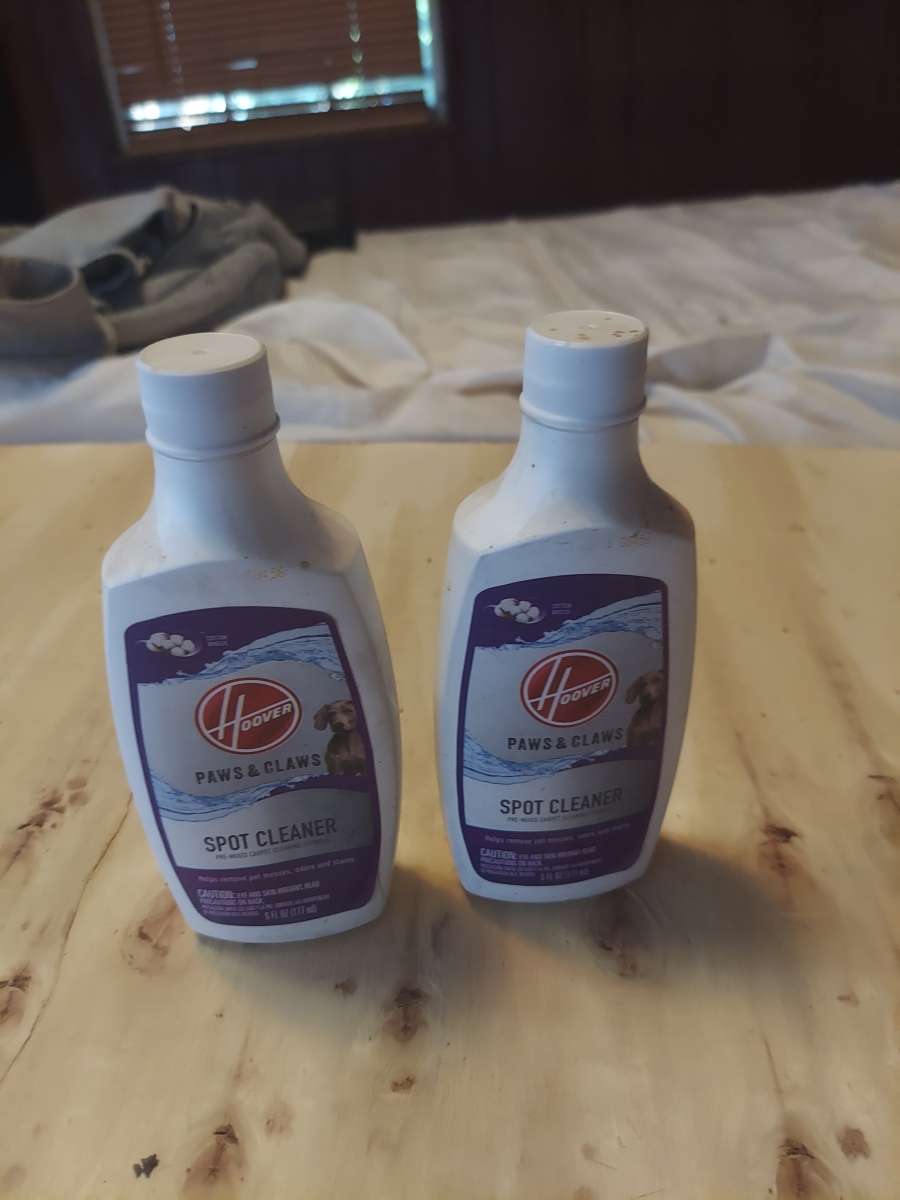 Im selling Hoover vacuum cleanerRogue cleaner Couches too