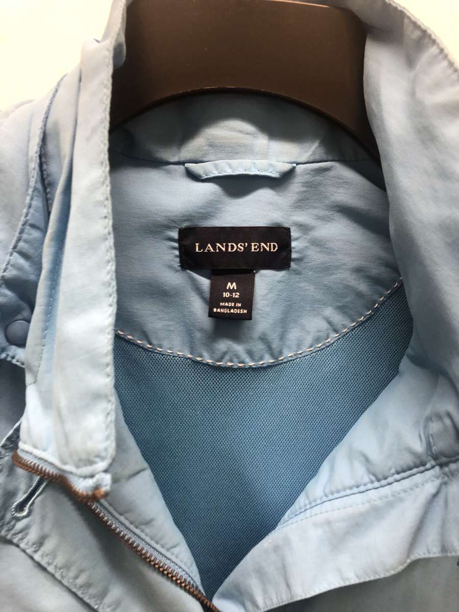 Lands End Womans Windbreaker size M
