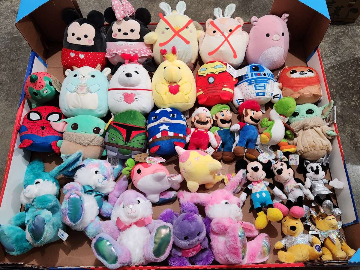 NEW Squishmallow Plush Toy 5 dollars each   Moving Sale