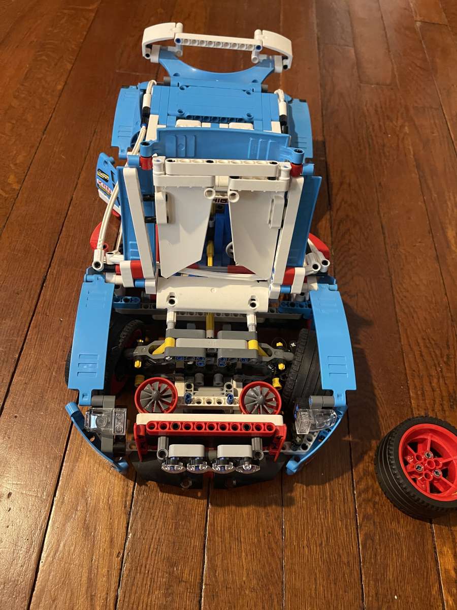 built Lego technic rally car 42077