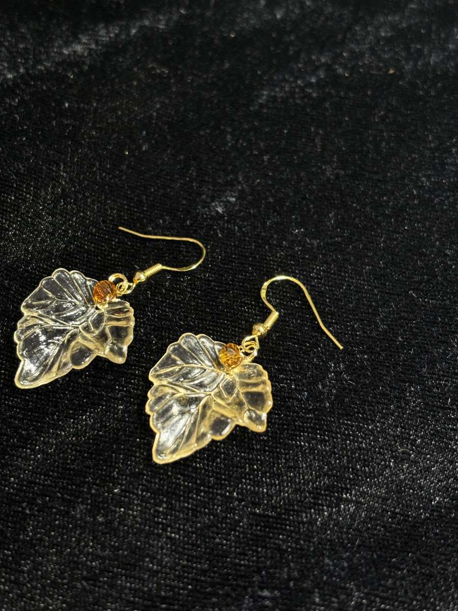 Maple leaf earrings