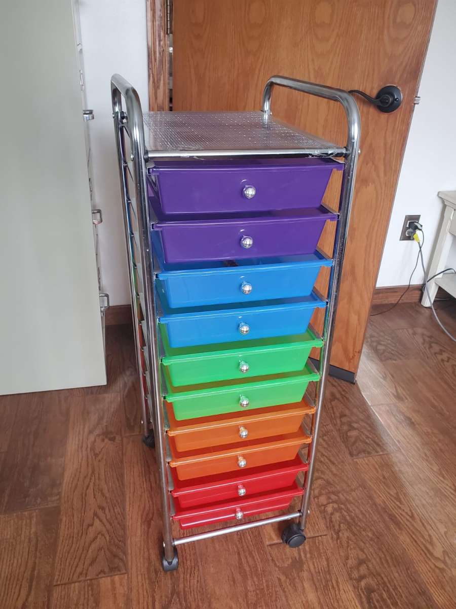 Rolling plastic storage card