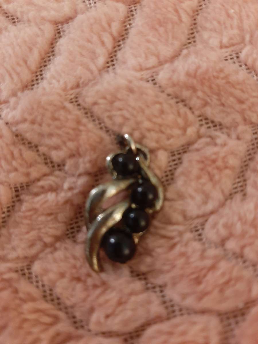 SILVER PENDANT