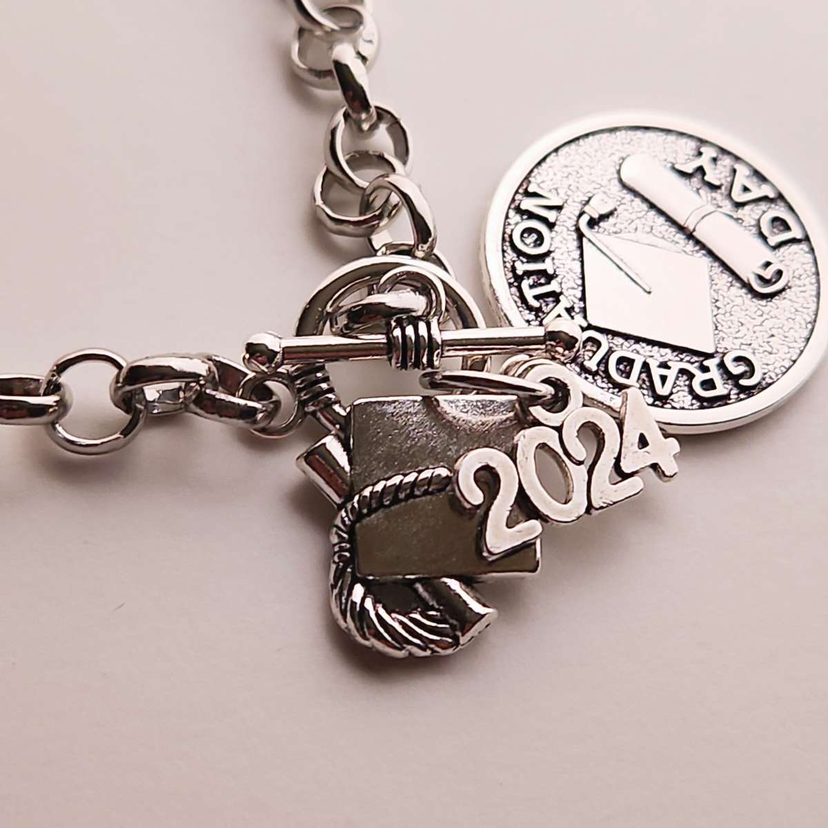 The 2024 graduation Bracelet