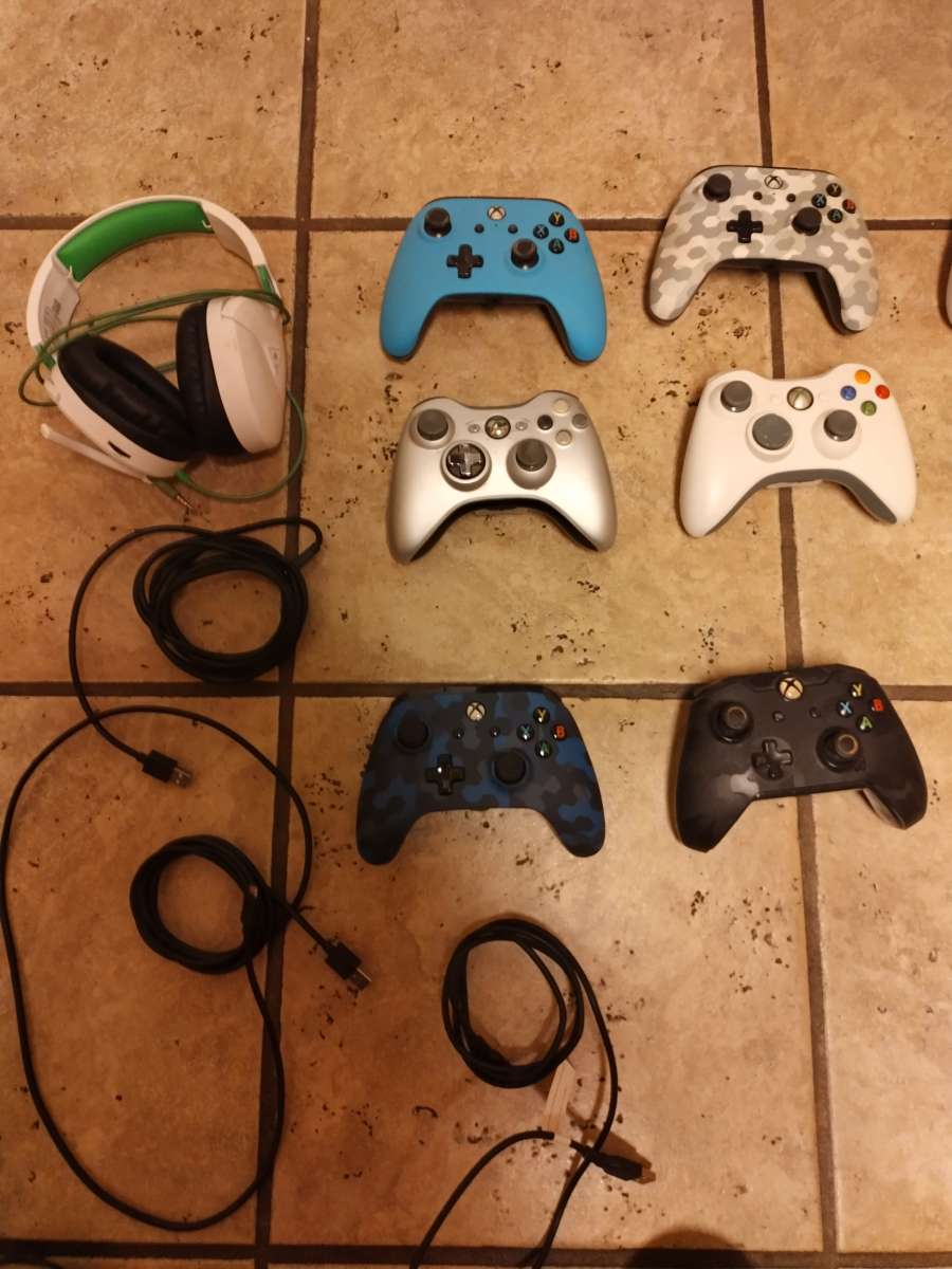 Xbox controller bundle