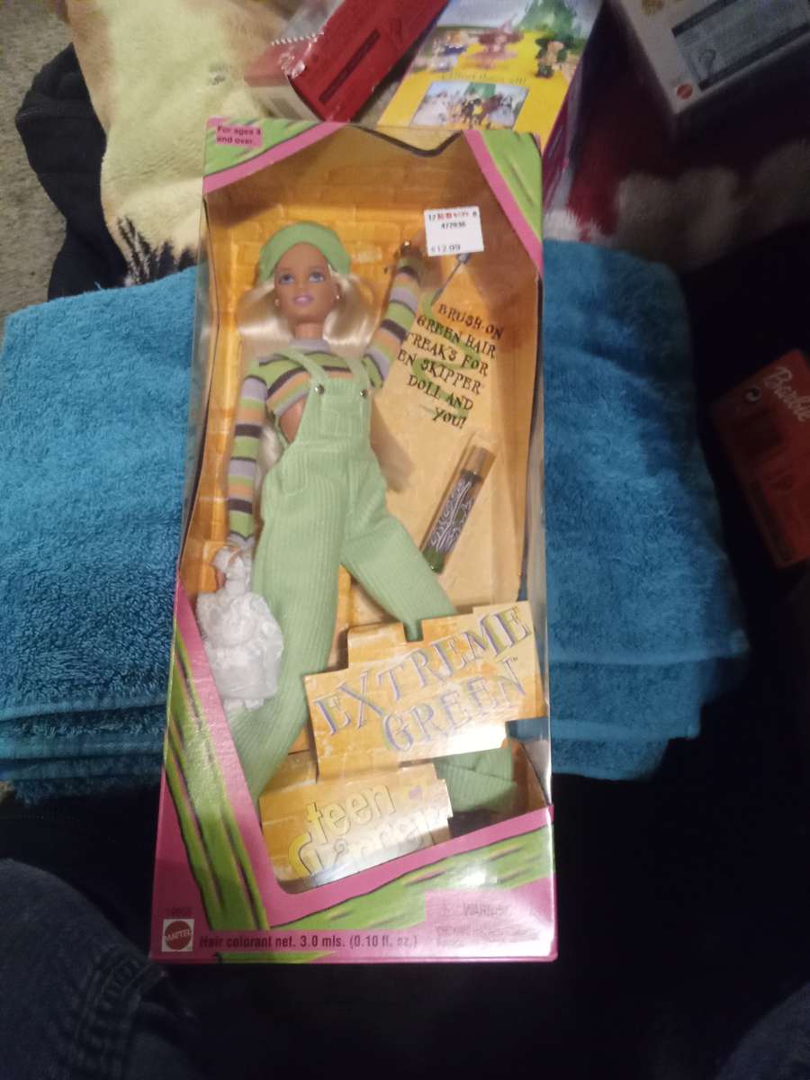 collection 3 barbies and more